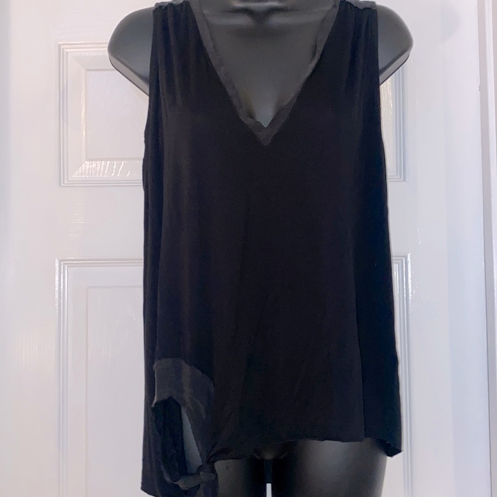 Feel the Piece Sz xs/s black sleeveless top